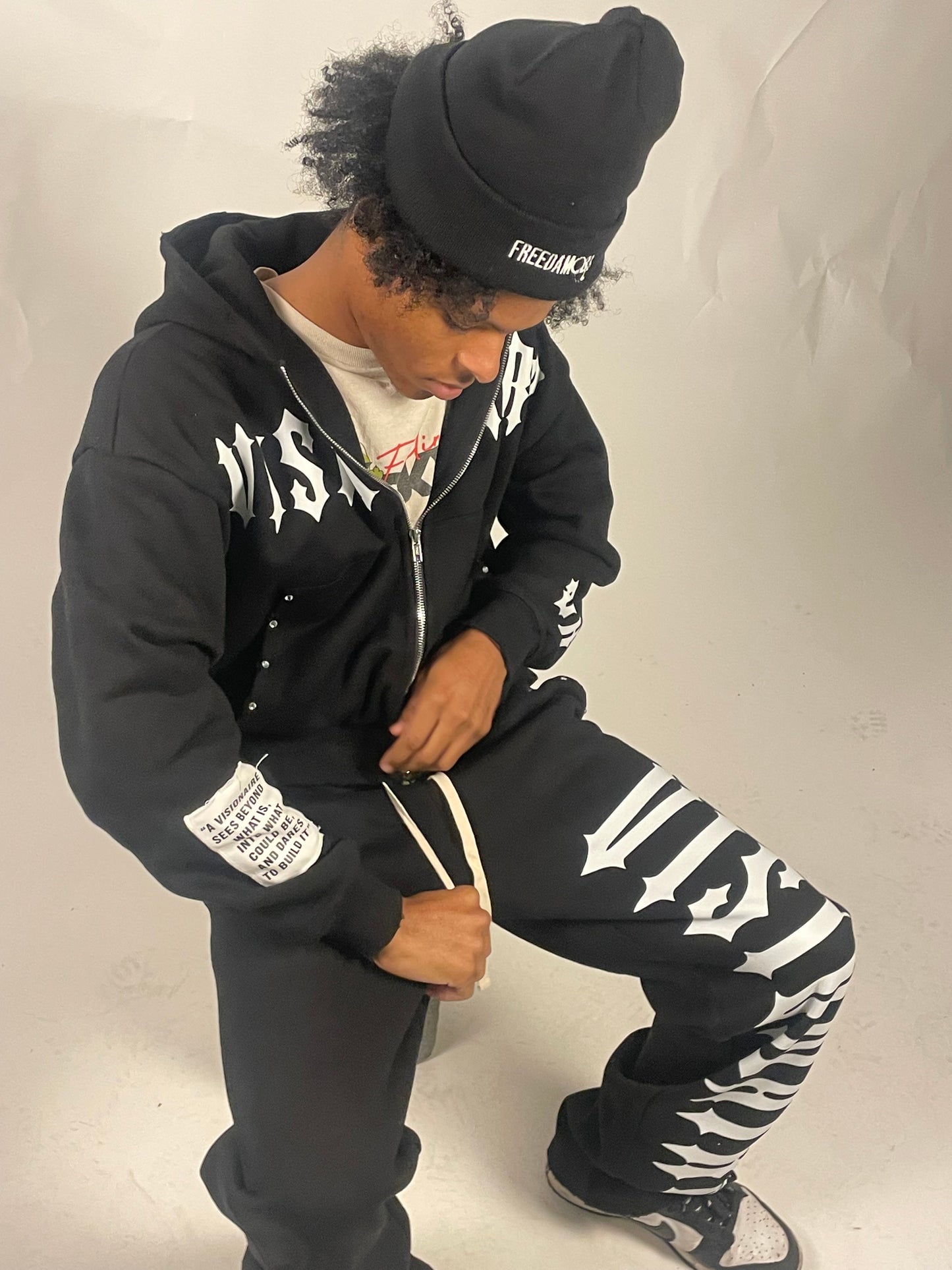 Freedamobb beanie